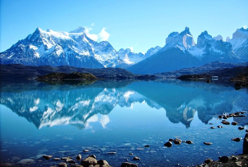 Lago do Parque Nacional Torres del Paine no Chile