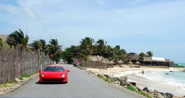 Meios de transporte em Cancún no México